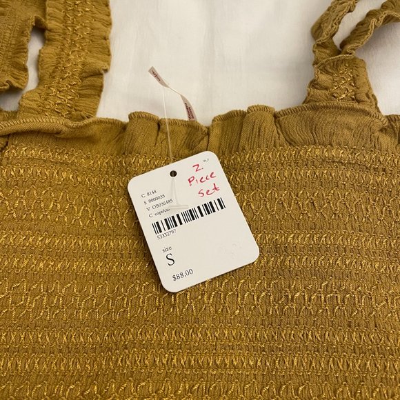 Free People Set - Picture 3 of 3